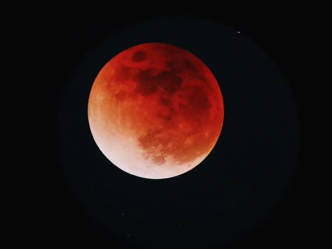 Eclipse Lunar: Como Observar, Fotografar e Entender o Fenômeno da Lua Vermelha