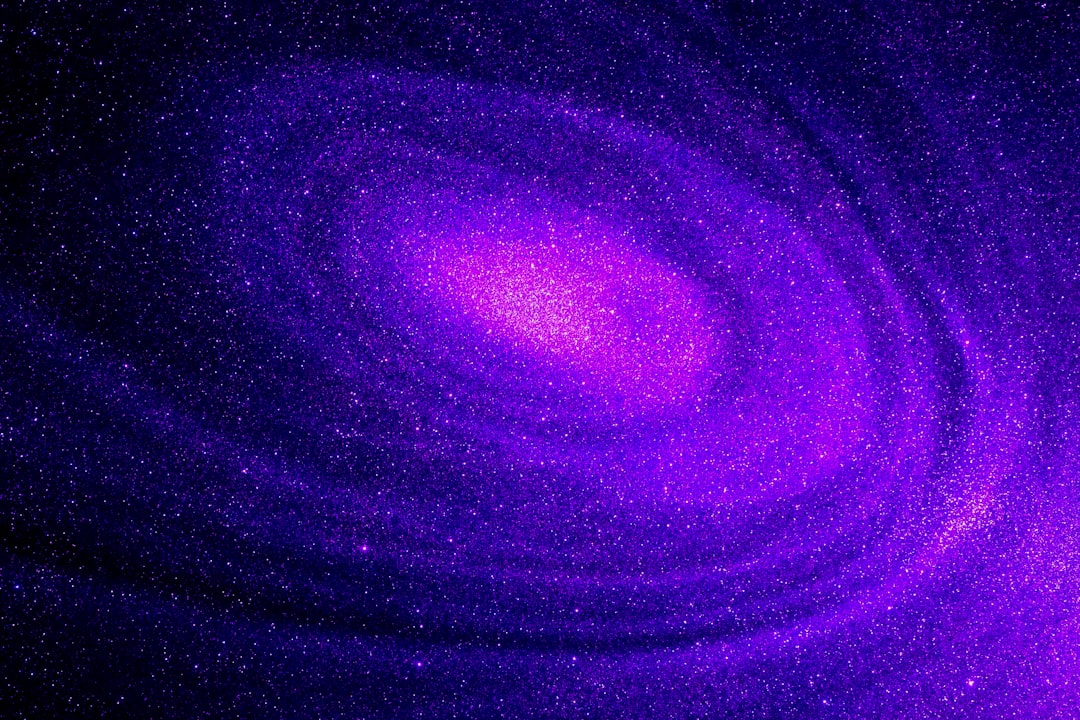 Imagem de campo profundo do Telescópio James Webb mostrando galáxias distantes