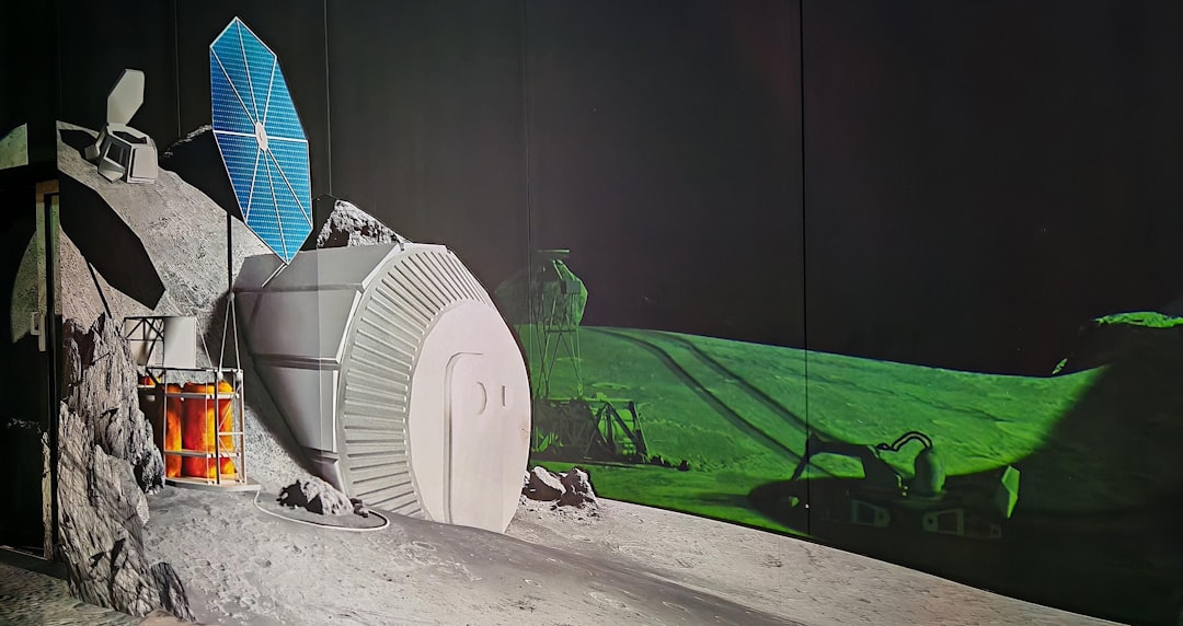 Estação espacial Gateway em órbita ao redor da Lua