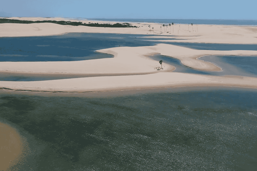 Dunas e lagoas intercaladas no Parque Nacional dos Lençóis Maranhenses